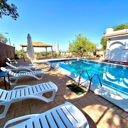 Estudio Coqueto Con Cocina, Bano Y Piscina De Temporada Compartida, A 8Km De Cordoba, En Plena Sierra,By Trassierrarooms Bagian luar foto