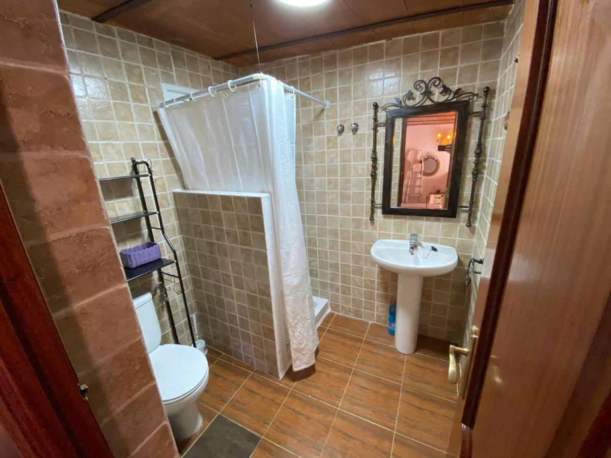 Estudio Coqueto Con Cocina, Bano Y Piscina De Temporada Compartida, A 8Km De Cordoba, En Plena Sierra,By Trassierrarooms Bagian luar foto